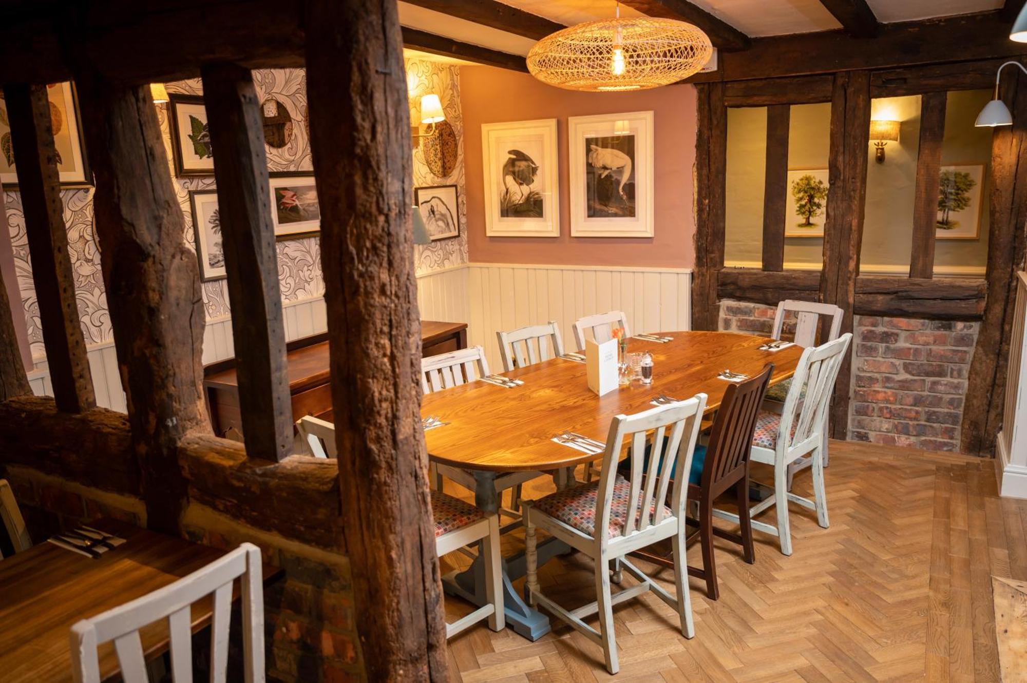 Berkshire Arms By Chef & Brewer Collection Hotel Midgham Exterior photo