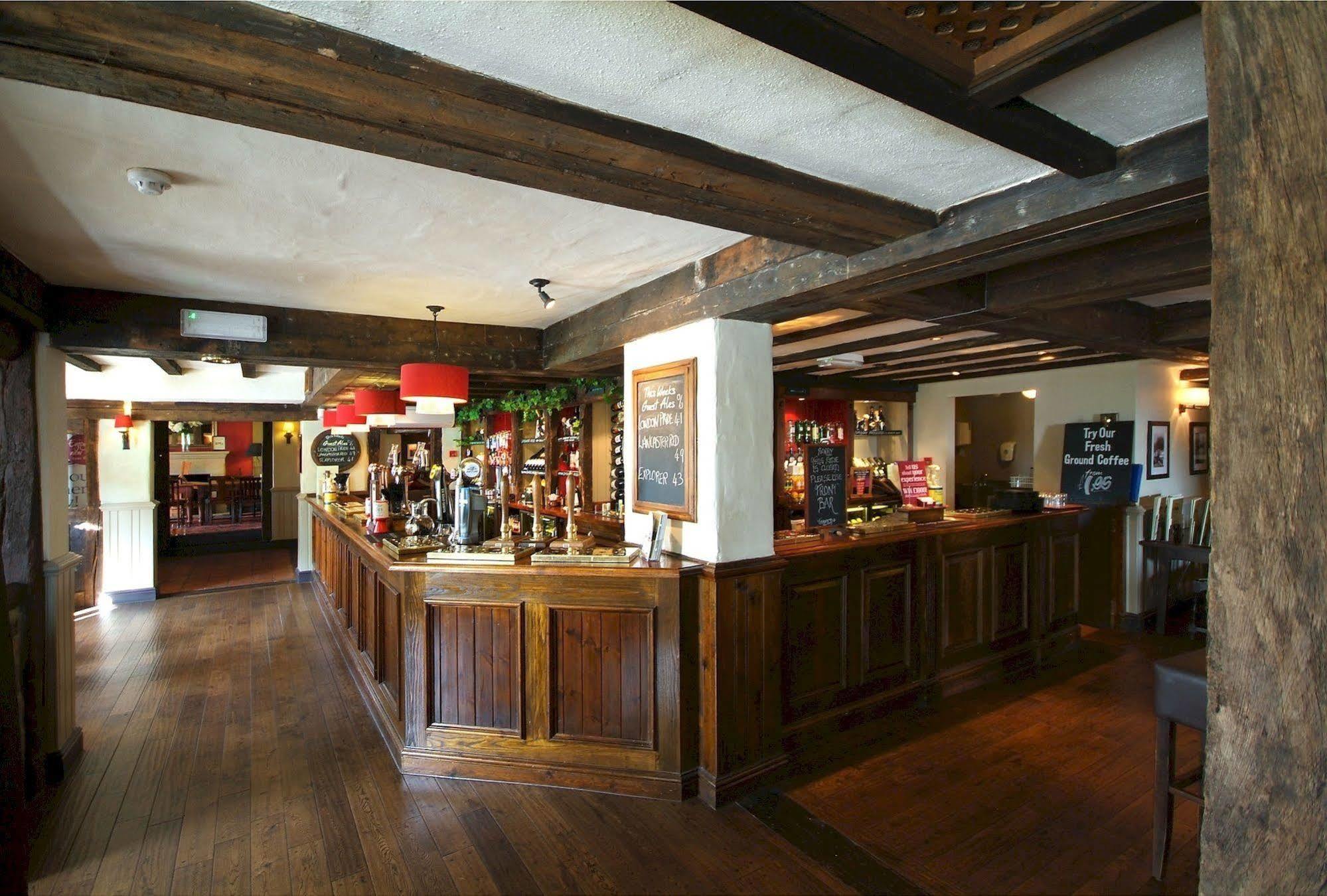 Berkshire Arms By Chef & Brewer Collection Hotel Midgham Exterior photo